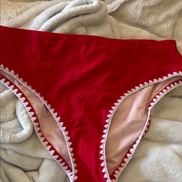 Cupshe Red and White Swimsuit size XL - Picture 5 of 10